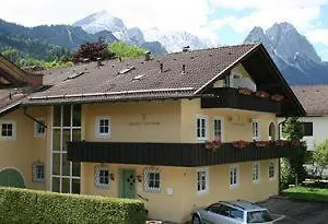 https://alpenhof-garnihotel.com-bavaria.com