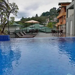Travellers Nest Hotel
