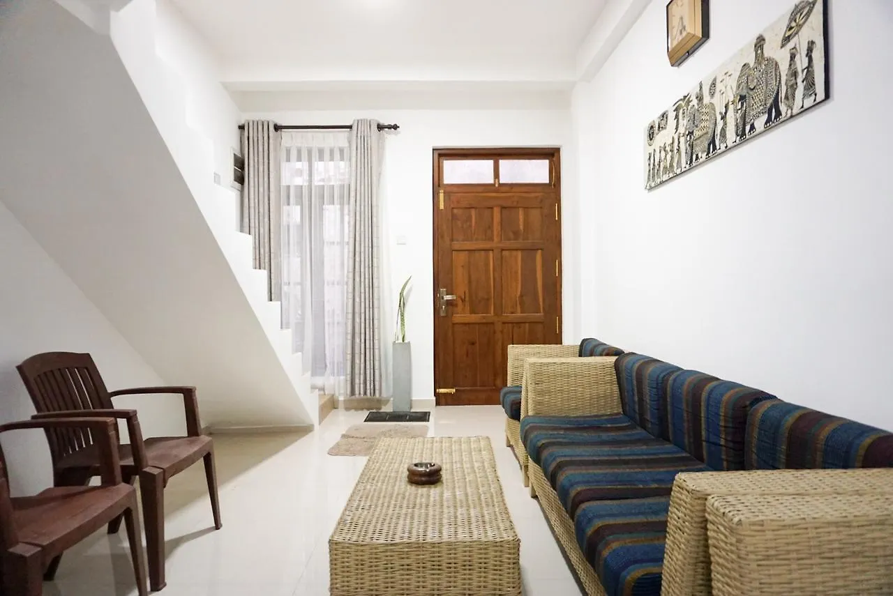 White Rose Hostel Kandy